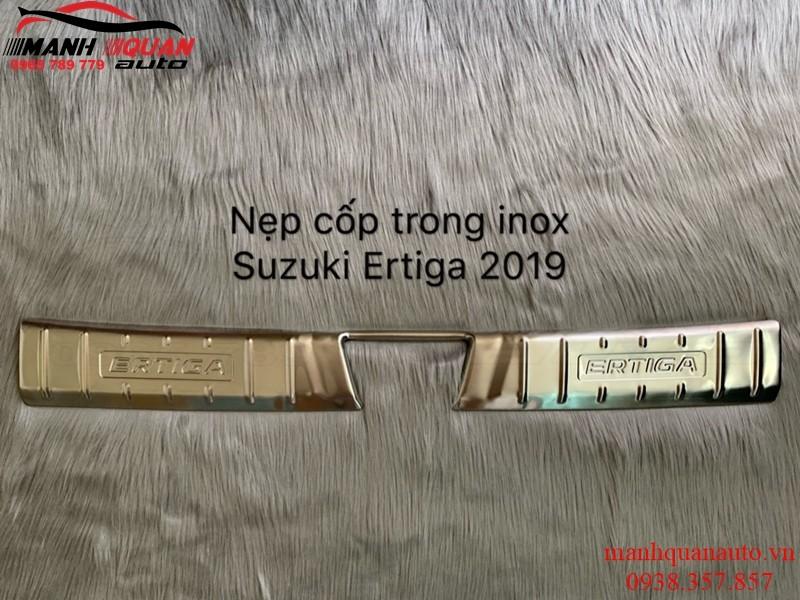 Nẹp chống trầy cốp trong inox Ertiga 2019