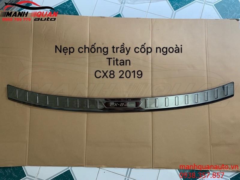 Nẹp chống trầy cốp ngoài titan CX8 2019