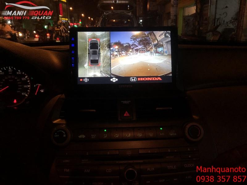 Hiển thị camera hành trình cùng toàn cảnh quanh xe khi vừa khởi động máy + nếu có va chạm trong lúc đỗ xe thì hệ thống camera 360 DCT cũng sẽ báo