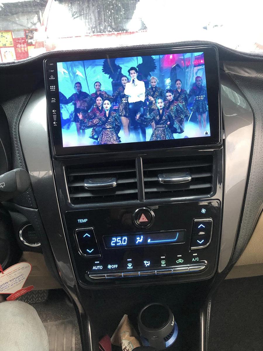 Tại sao nên lắp đặt màn hình android cho Toyota Yaris