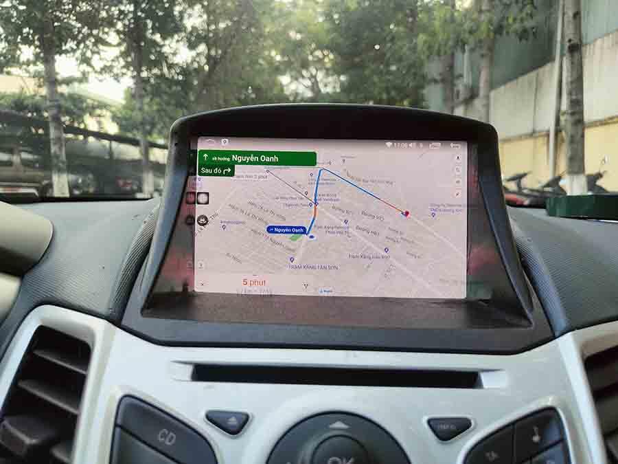 Vì sao nên lắp đặt màn hình android cho Ford Fiesta 