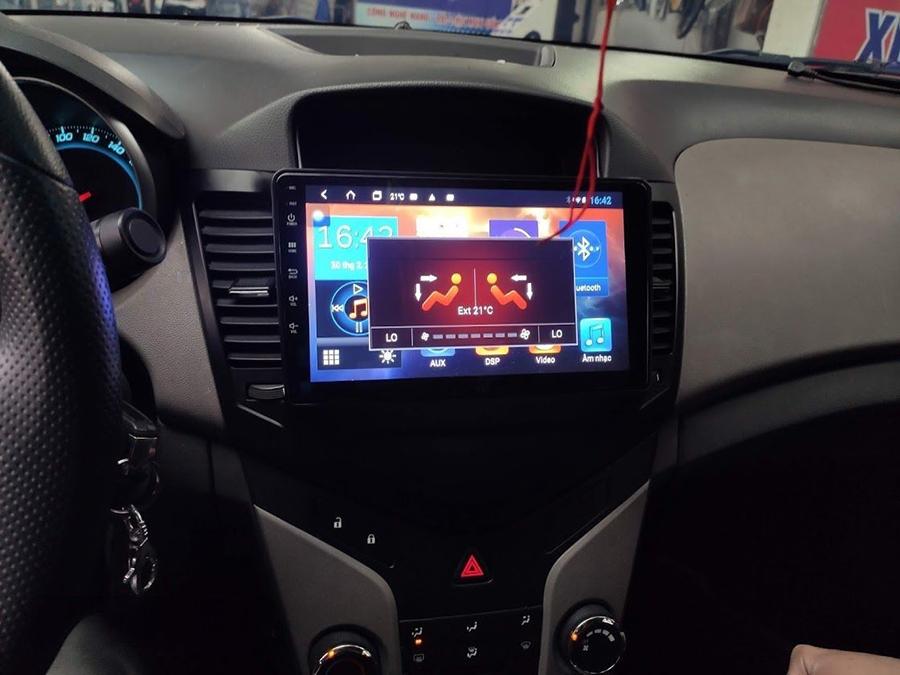 Lắp đặt màn hình android cho Chevrolet Cruze có bị mất zin ?