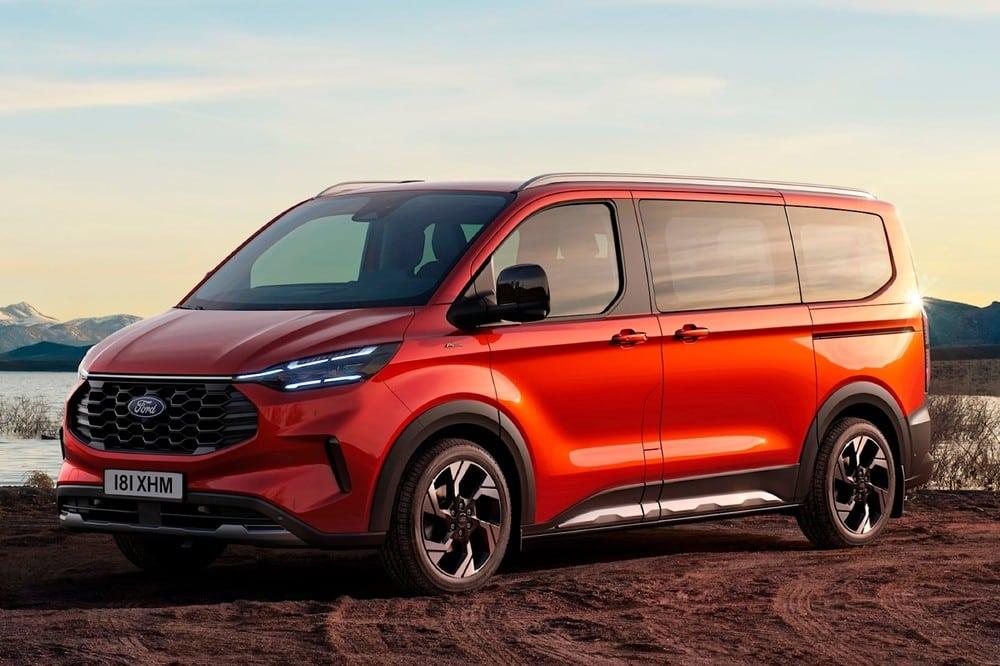 Tại sao nên lắp đặt sấy gương Ford Tourneo ?