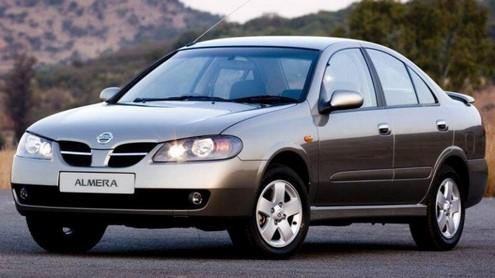 Tính năng của lắp đặt sấy gương Nissan Almera?