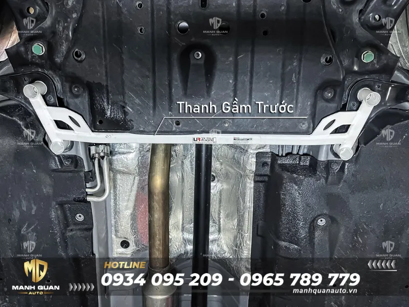Thanh gầm trước Ultra Racing