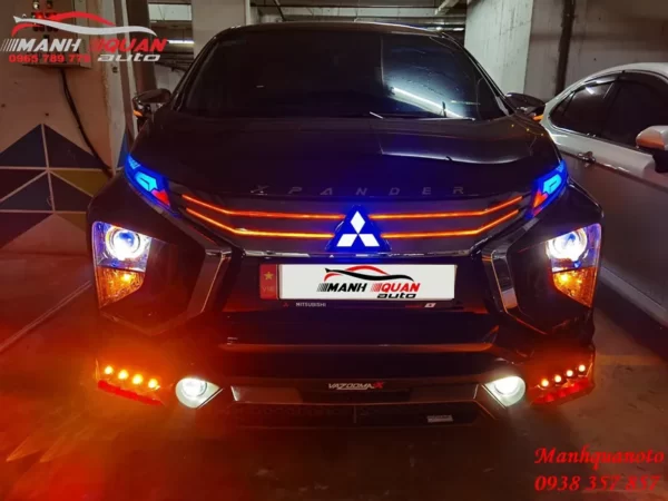 Lắp Mặt Galang 3D Có Đèn Cho Mitsubishi Xpander