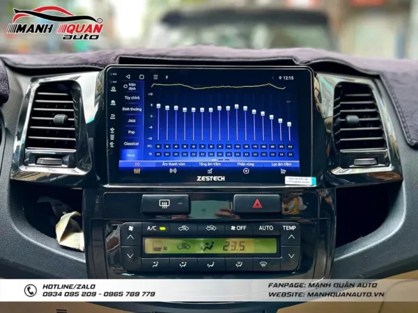 lap man hinh lien camera zestech zt360 cho toyota fortuner 2015