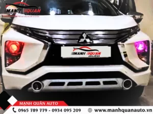 Mitsubishi xpander do den bi xenon mat quy doi mau sang trong anh sang cuc tot