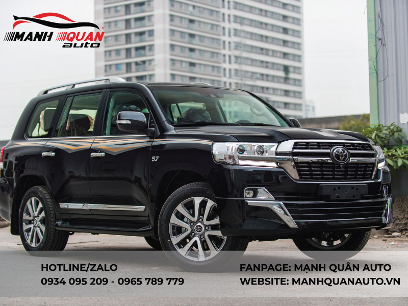 Có nên dán phim PPF nội thất Toyota Land Cruiser không?