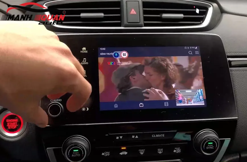 Địa chỉ lắp đặt Android Box Honda CR-V  chính hãng tại TPHCM