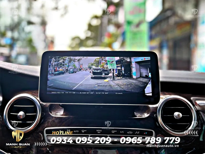 Màn hình android cho Mercedes Benz V-Class 2020-2023
