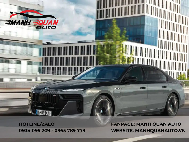 Nguyên nhân màn hình xe BMW 735i M Sportbị hư hỏng?