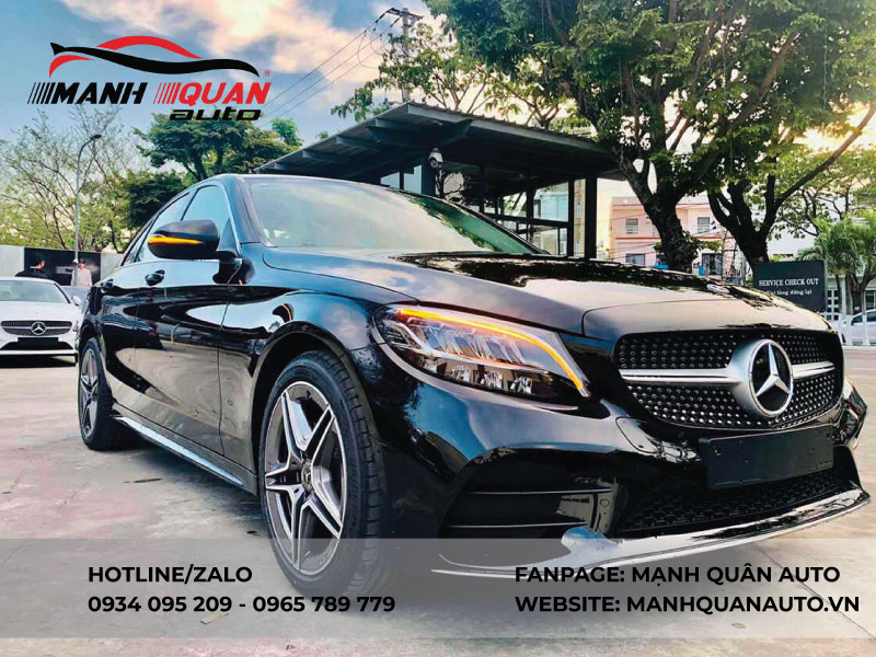 Nguyên nhân màn hình xe Mercedes C180 AMG bị hư hỏng?