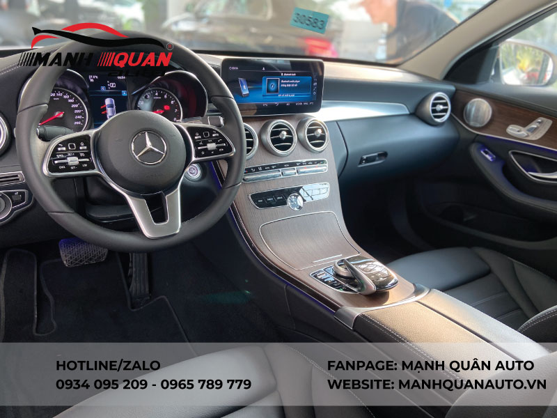 Sửa chữa màn hình cho xe Mercedes C200 Exclusive ở đâu?