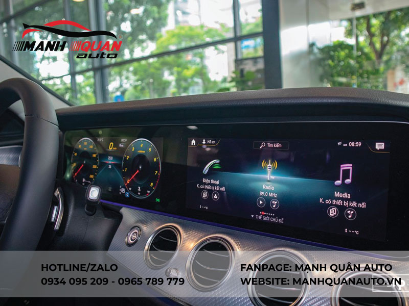Sửa chữa màn hình cho xe Mercedes E180 ở đâu?