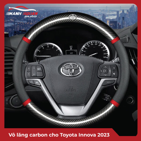 Vô lăng carbon cho Toyota Innova 2023