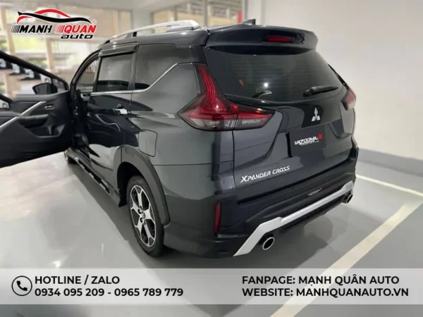 Body Kit Mitsubishi Xpander Cross 2022 Mẫu Vazooma-X