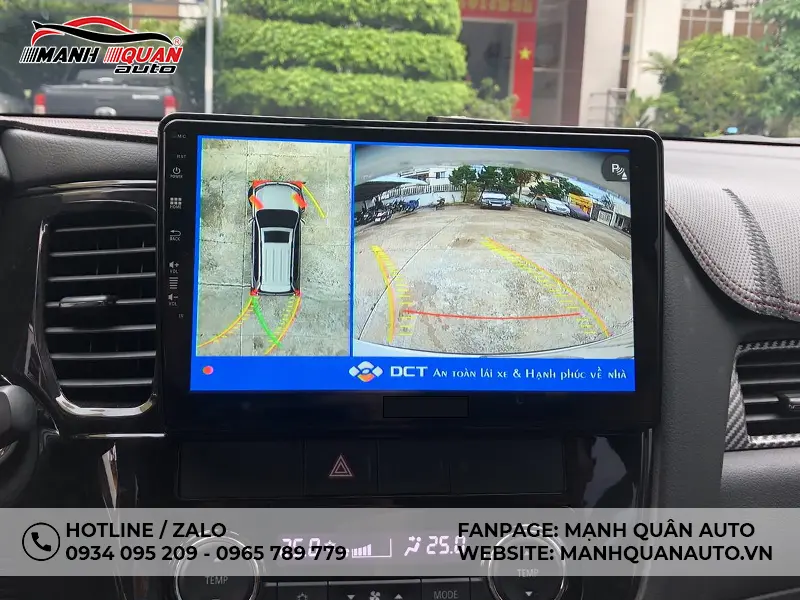 Camera 360 độ DCT sẽ hiển thị góc đánh lái theo chiều vô lăng, giúp người dùng dễ dàng điều khiển xe.