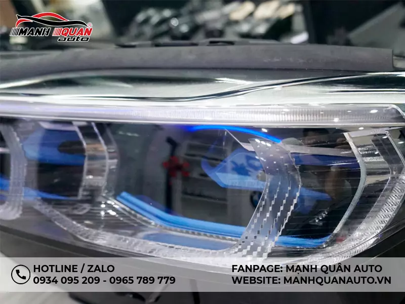 Đèn bi laser Laserlight của BMW cung cấp ánh sáng mạnh hơn và phạm vi chiếu rộng hơn so với đèn pha thông thường