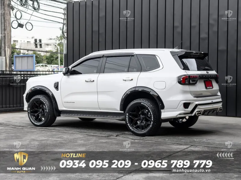Độ bodykit Victor V2 cho Ford Everest 2022-2025