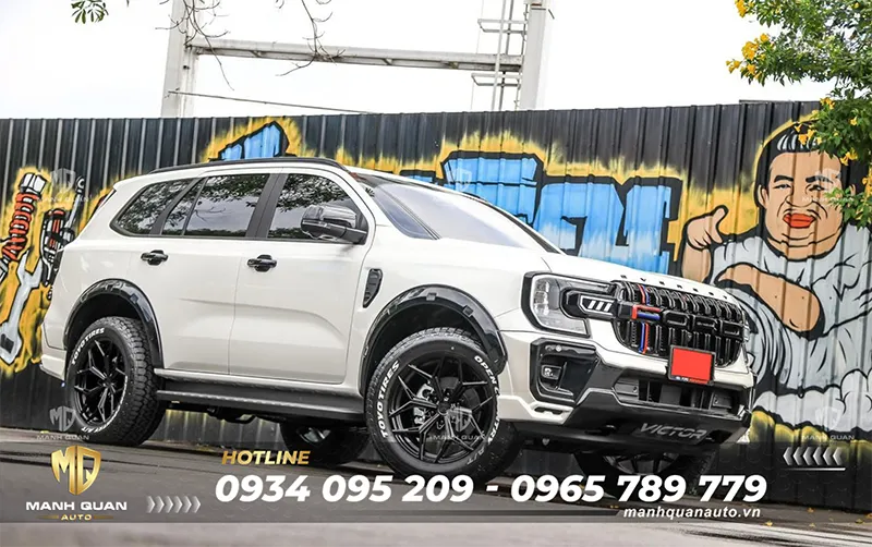 Độ bodykit Victor V2 cho Ford Everest 2022-2025