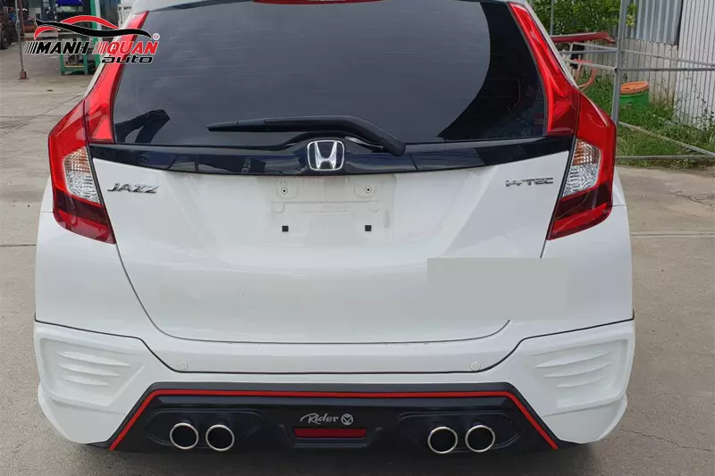 Cản sau body kit Honda Jazz 2018 mẫu Rider M2