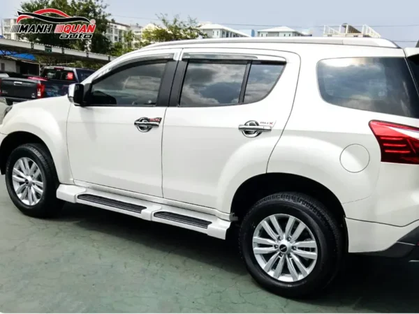 Body kit Isuzu MU-X 2017 Mẫu Amotriz