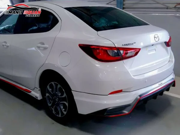 Body kit Mazda 2 Sedan 2017 Mẫu Amotriz