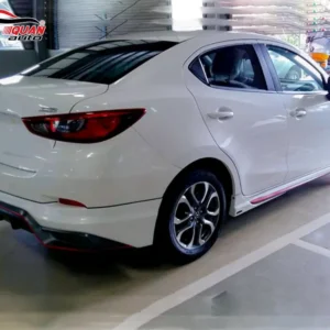 Body kit Mazda 2 Sedan 2017 Mẫu Amotriz