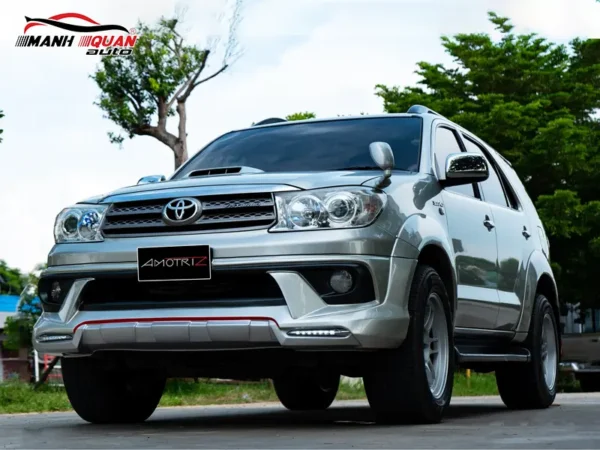 Body kit Toyota Fortuner 2005-2012 Mẫu Amotriz