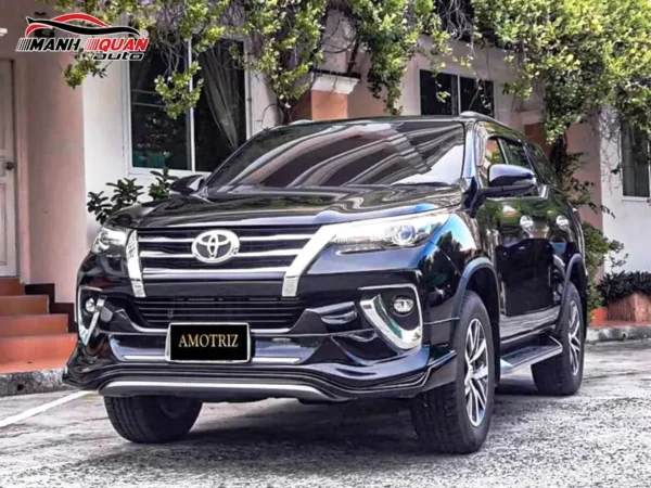 Body kit Toyota Fortuner 2016 Mẫu Amotriz