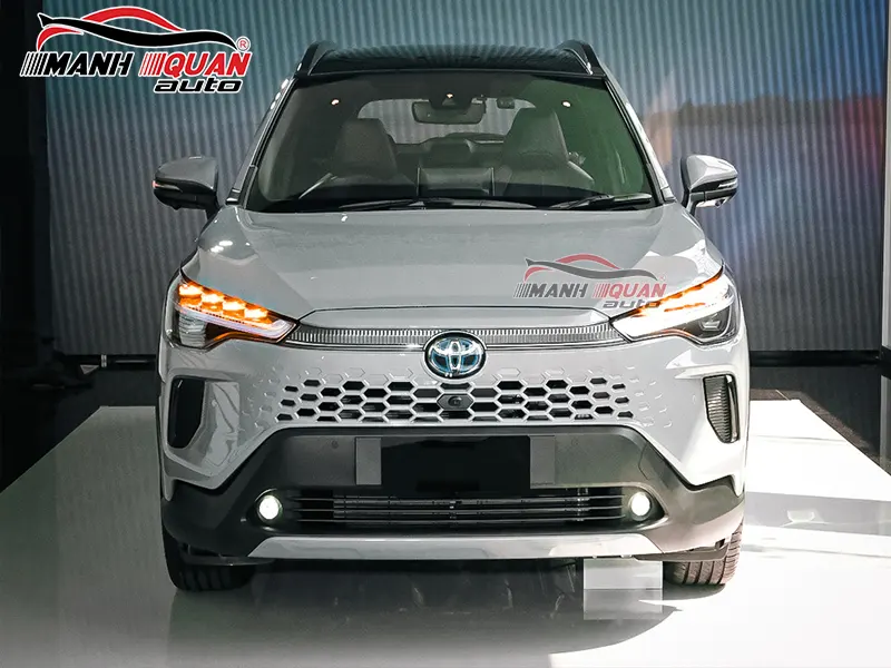 Độ mặt ca lăng Toyota Cross 2020 - 2023 lên đời 2024