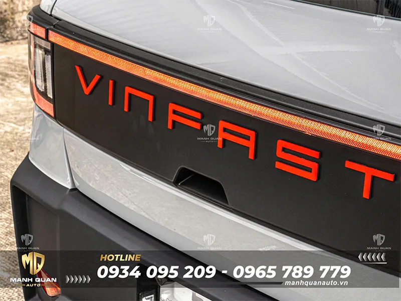 Độ đèn hậu Vinfast VF3