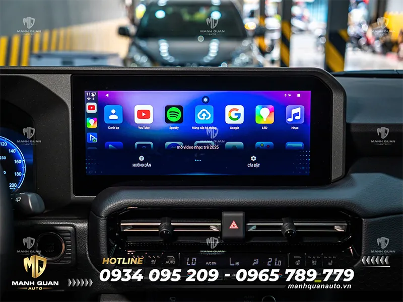 Android box cho Land Cruiser Prado 2024-2025