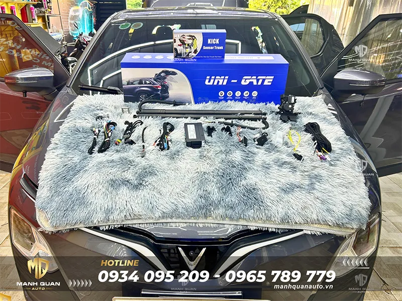 Cốp điện tự động Vinfast VF5