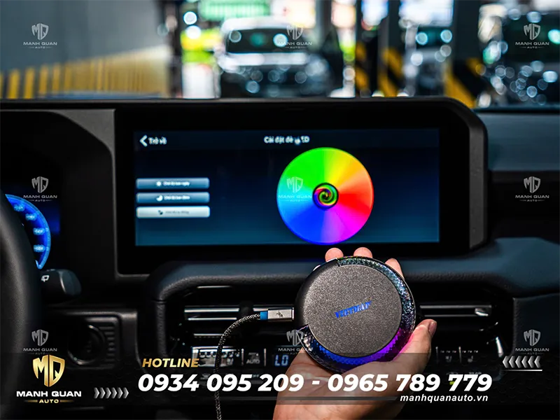 Android box cho Land Cruiser Prado 2024-2025