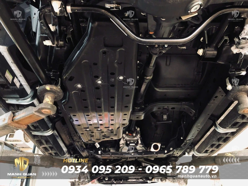 Phủ gầm chống rỉ Ford Everest 2022-2025