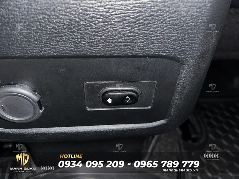Độ ngã ghế điện hàng 2 cho Mitsubishi Triton