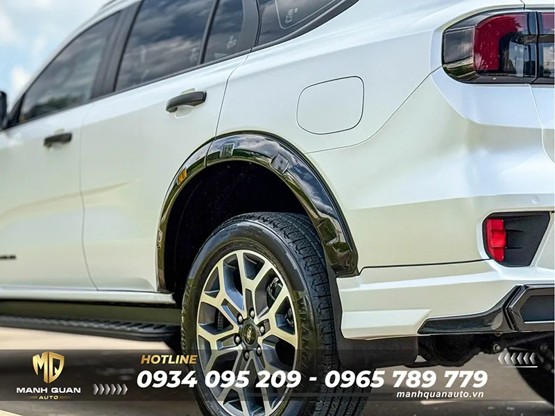 Ford Everest bodykit Victor V4