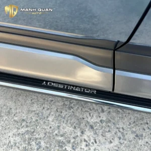 Bệ bước chân Mitsubishi DST Destinator