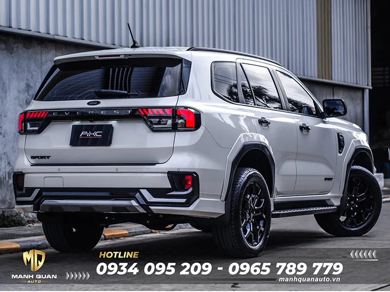 Body Kit Ford Everest 2022 Mẫu AKC V1
