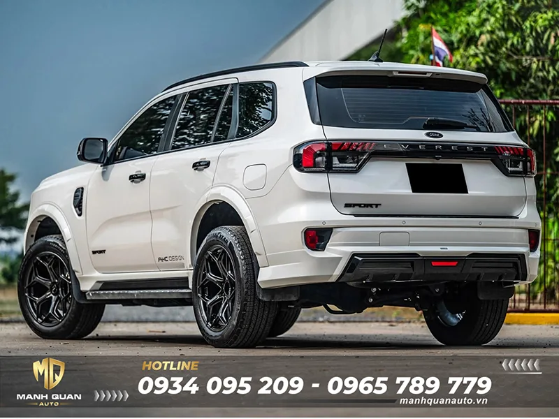 Body Kit Ford Everest 2022 Mẫu AKC V3 body-kit-ford-everest-2022-mau-akc-v3