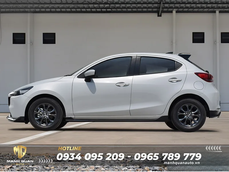 Body Kit Mazda 2 2024 Hatchback Mẫu RBS Body Kit Mazda 2 2024 Hatchback Mẫu RBS