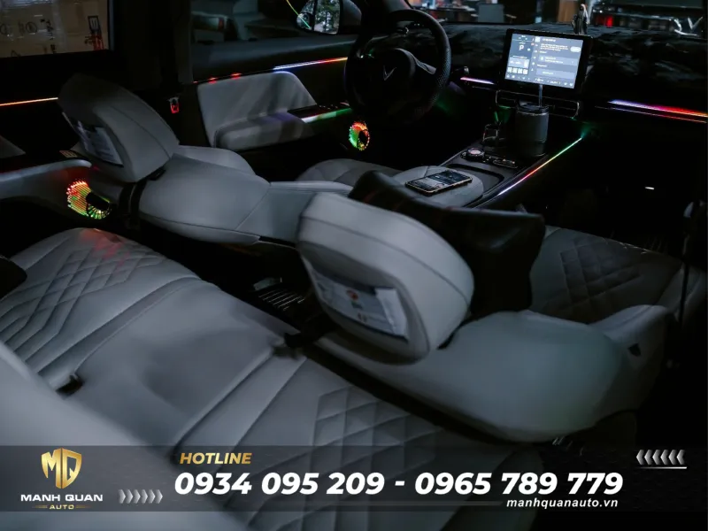Top 10+ Phụ Kiện VinFast Limo Green Cần Thiết Nên Trang Bị LED nội thất Limo Green