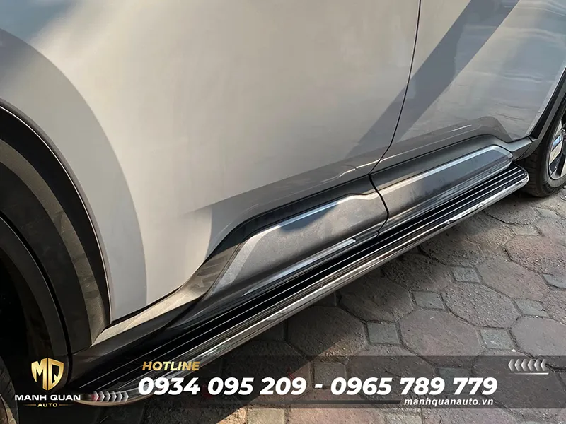 Bệ bước chân Mitsubishi DST Destinator