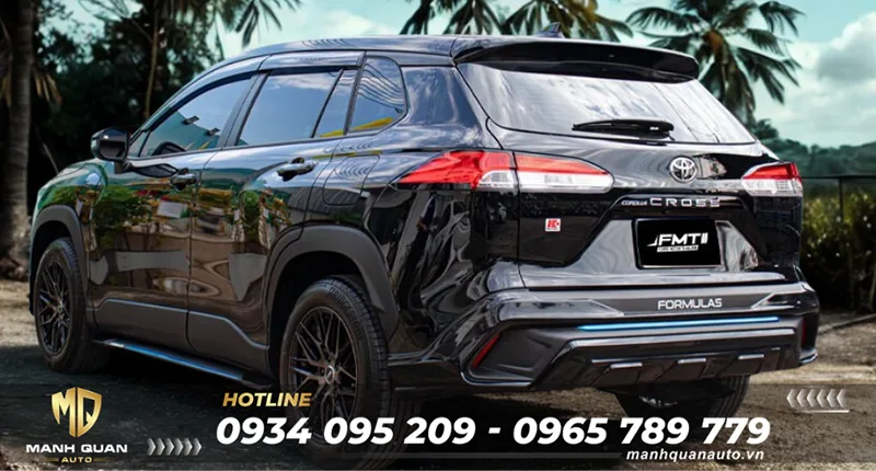 Body kit Toyota Corolla Cross 2023 Mẫu FMT