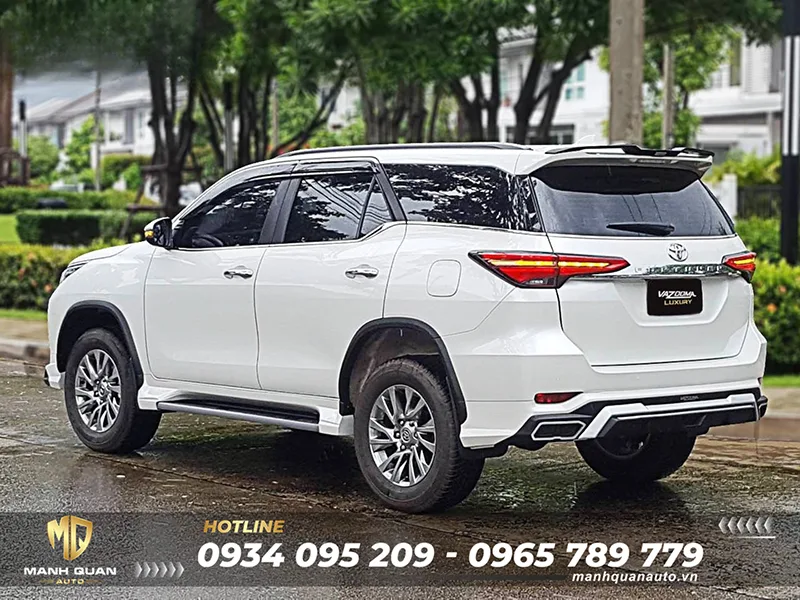 Body Kit Toyota Fortuner 2020 Mẫu Vazooma Luxury