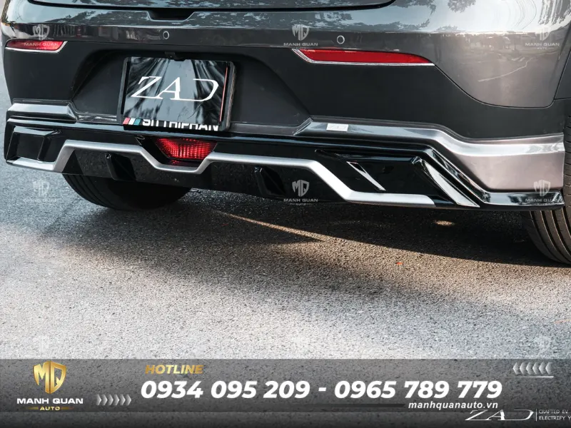 Bodykit Geely EX2 2026 mẫu Zad Ốp cản sau mang thiết kế chia gió thể thao