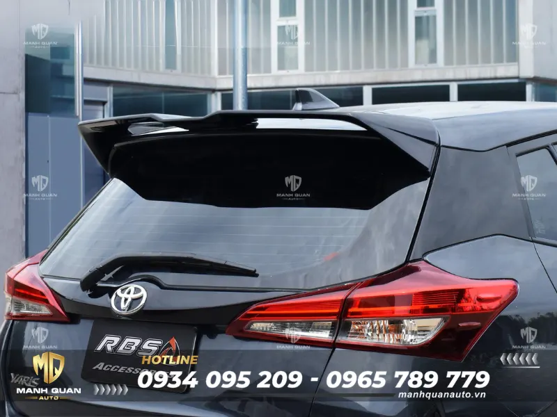 Bodykit Toyota Yaris 2023 mẫu Ideo Speed Đuôi gió hỗ trợ lướt gió tốt hơn khi chạy ở tốc độ cao