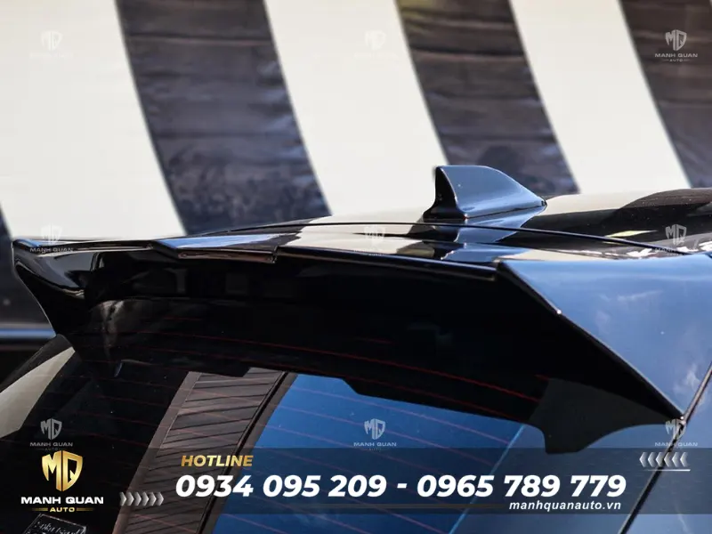 Bodykit Geely EX2 2026 mẫu Zad Elite Đuôi gió giúp xe nhìn thể thao, đầm chắc và tạo nên một tổng thể hoàn hảo và thu hút nhất